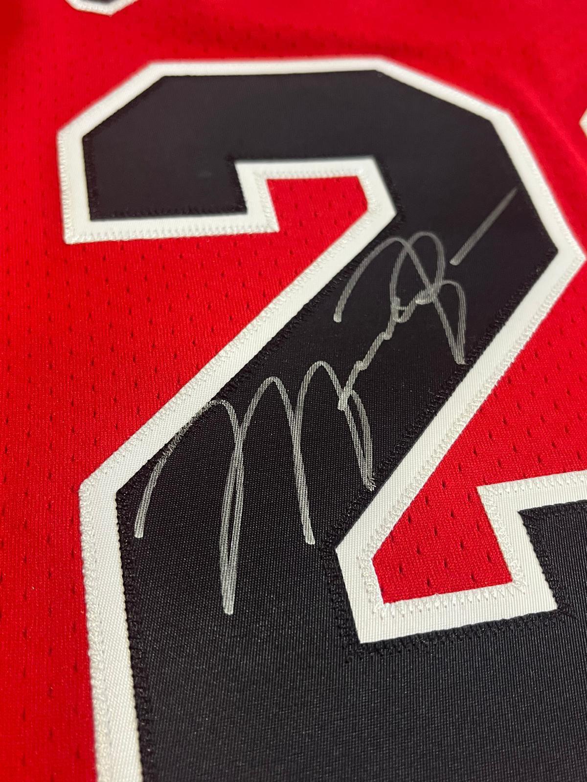 MICHAEL JORDAN #23 AUTOGRAPHED BULLS JERSEY AUTHENTICATED